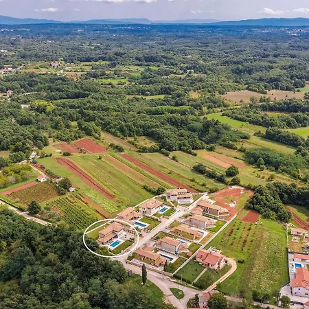 Villa Lunistra Sivati